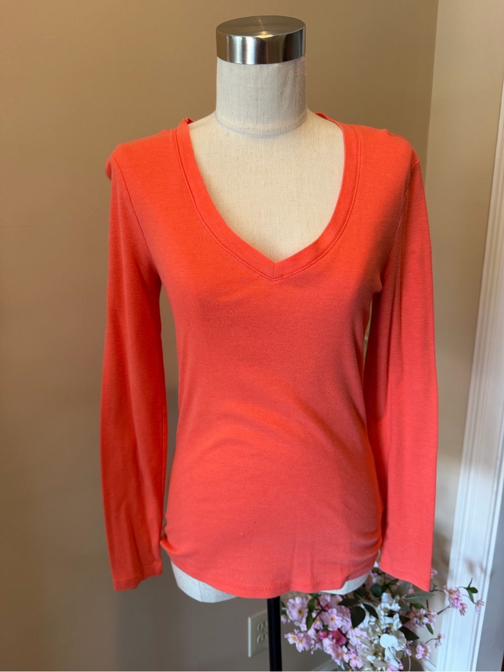Old Navy Coral V-Neck Long Sleeve Top